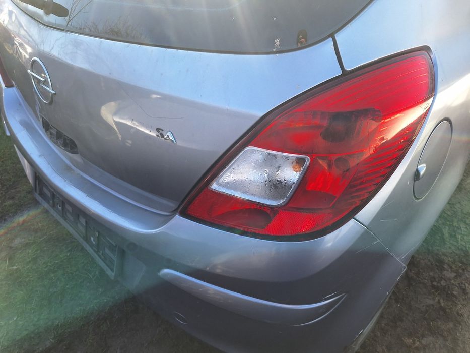 Stop Corsa D an 2009