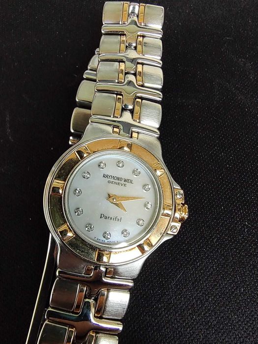 Швейцарски дамски часовник с диаманти/18к Raymond Weil Parsifal 9690