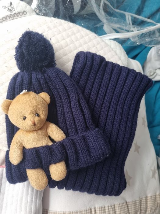 Бебешки неща - одеяло, шал и шапка, Севи бебе за вана