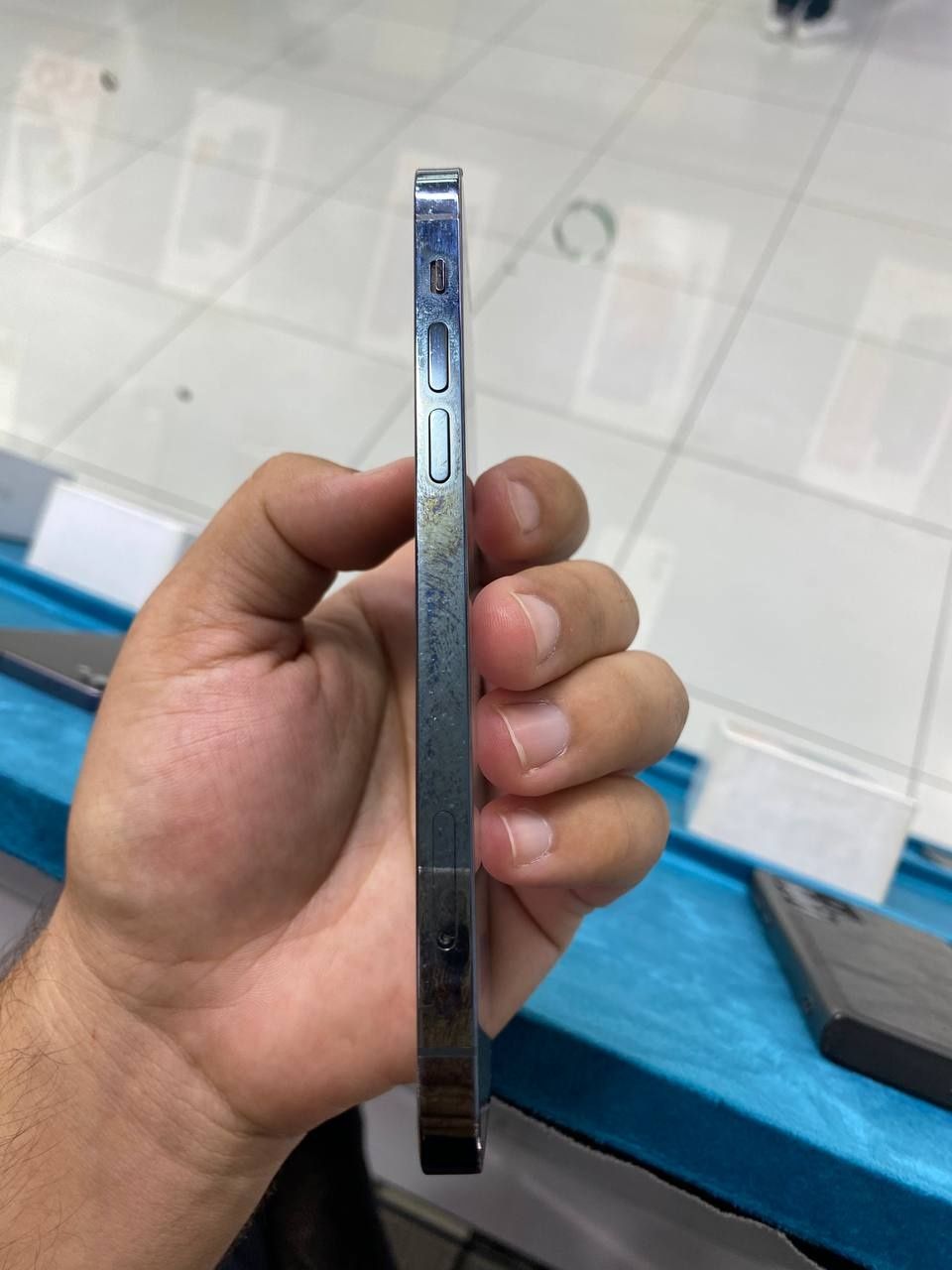 IPhone 12 pro xotirasi 128Gb battery 89% xolati yaxshi  Sotildi