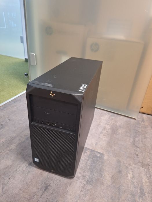 Desktop i7 9700k,64 gb ram,ssd 500 gb