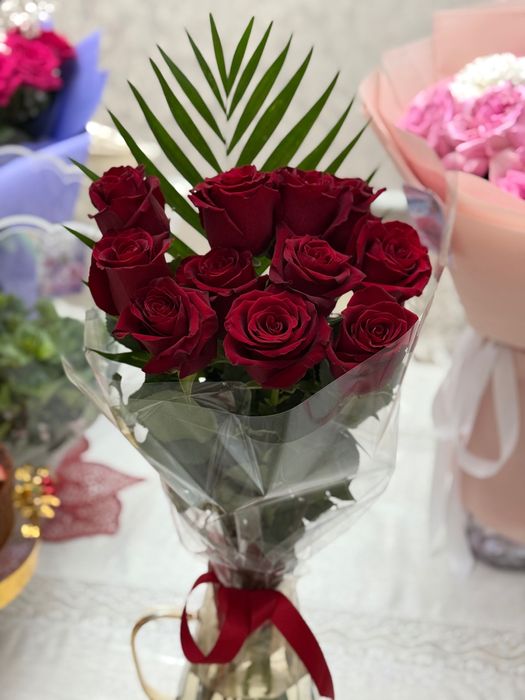 Продам букет 11 роз