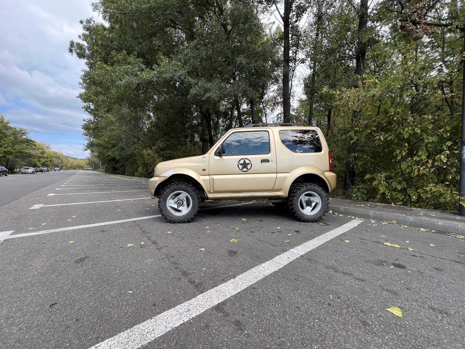 Suzuki Jimny 1.3 4x4/ AC / Webasto