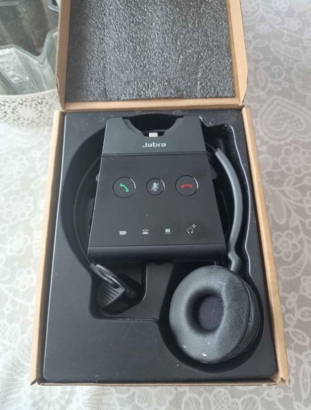 Căști cu microfon Jabra noi