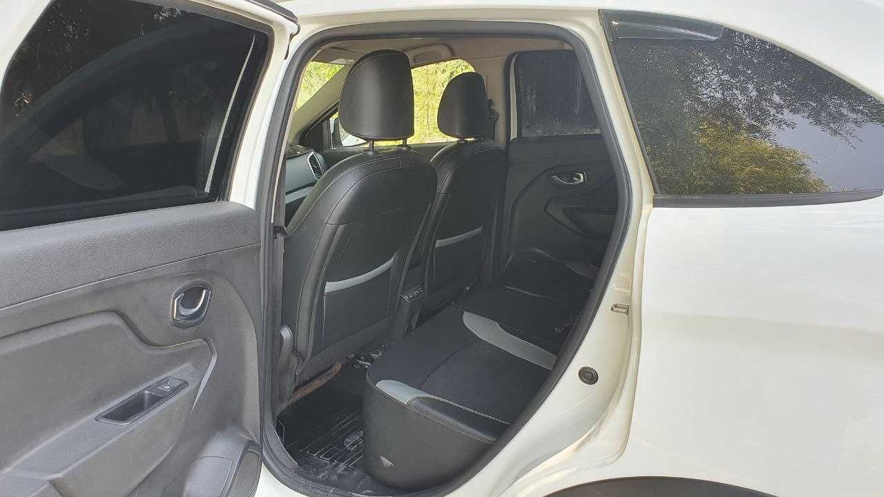 Lada XRAY Cross sotiladi