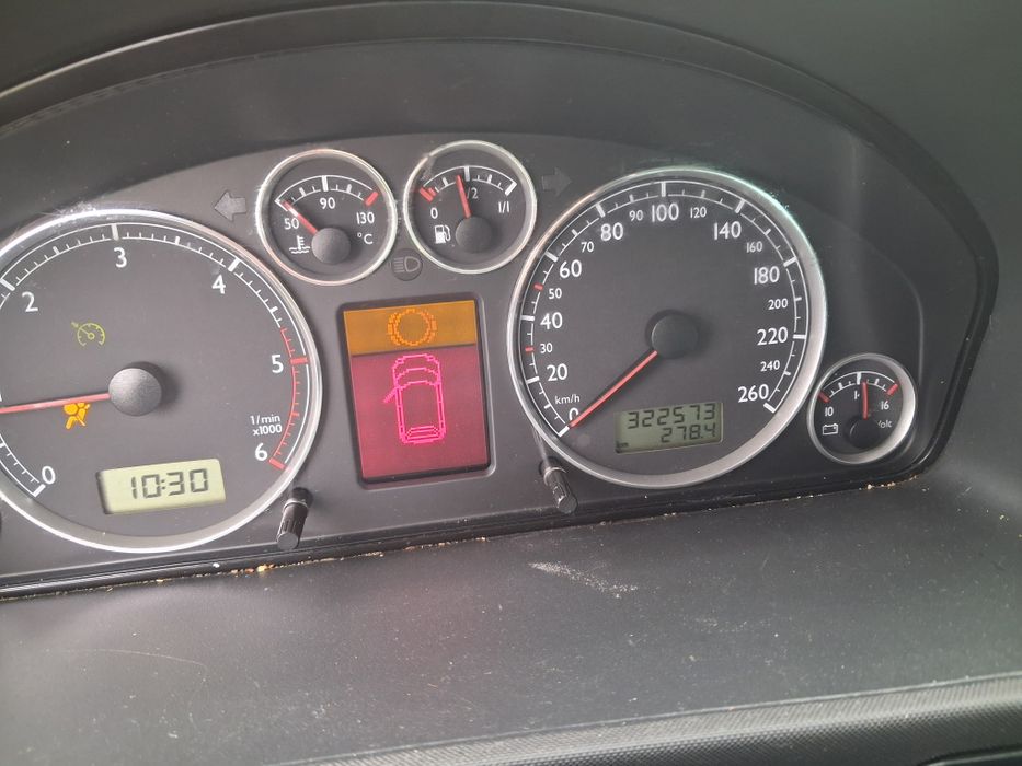 Vând Sharan cu 7 locuri