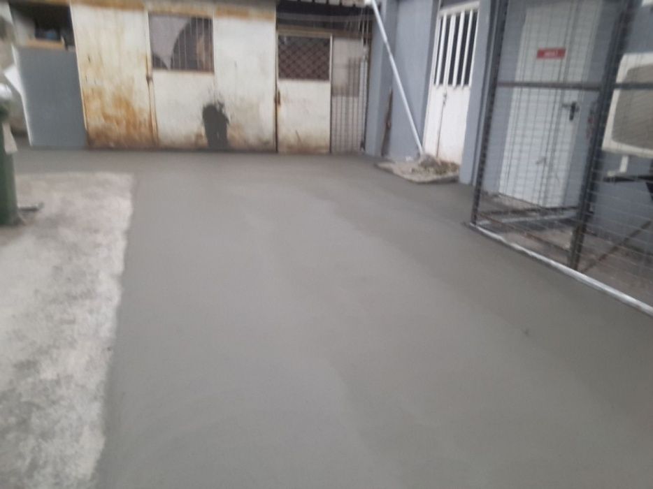 Pardoseli beton elicoperizat, rampe antiderapante!!!