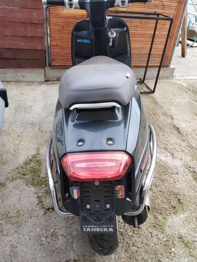 Lambretta V50 2018