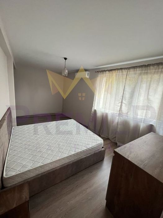 Дава се под наем Тристаен апартамент в Варна, Бриз - 115 кв.м за 1100 € - Снимка #9