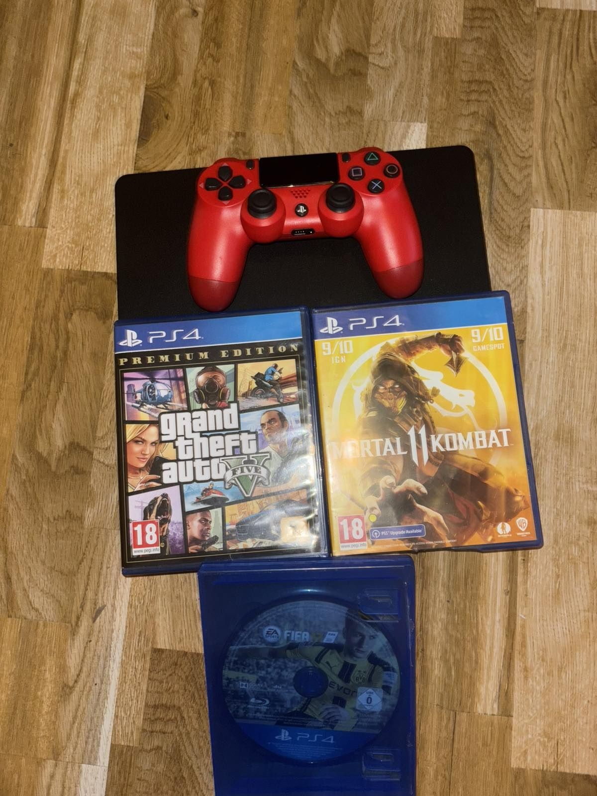 Ps 4 slim 500GB с джойстик с подарък игри