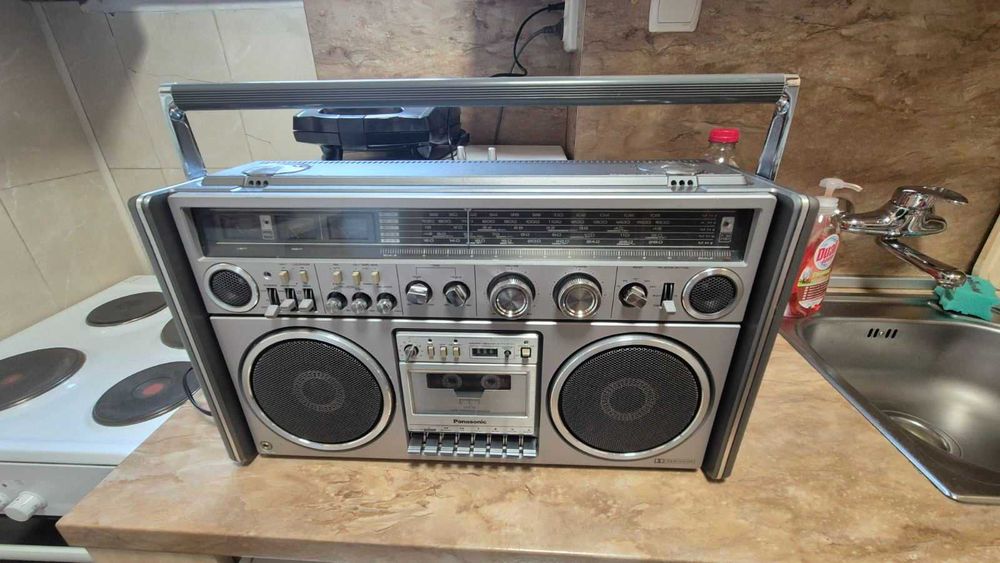 Радиокасетофон Panasonic RX-7700