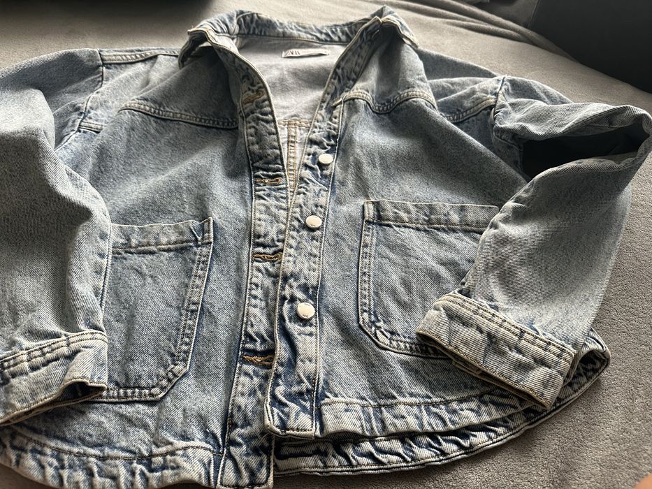 Дънково дамско яке на Zara