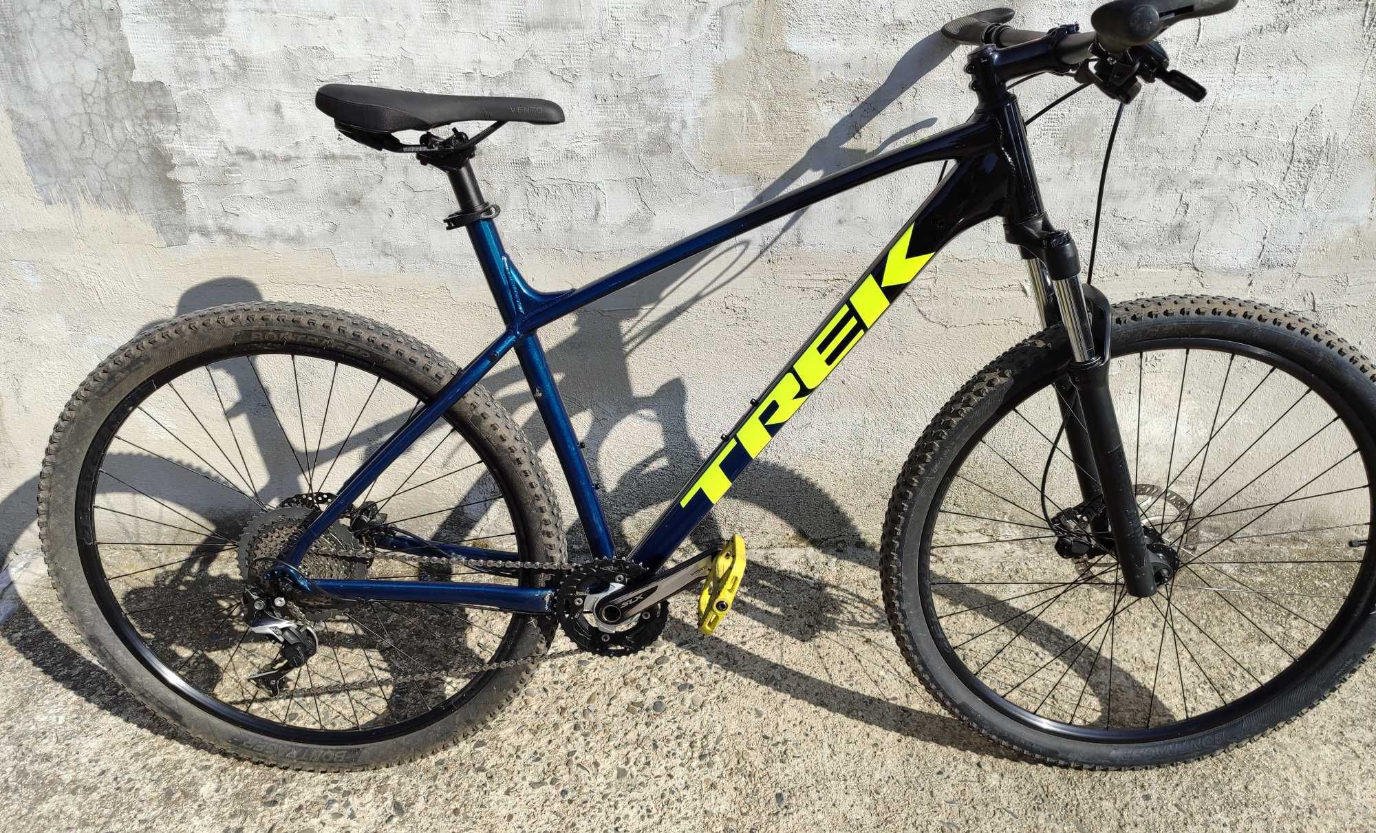 29" TREK MARLIN , 2х11ск. Deore ХТ  ,  Rock Shox , XL размеp