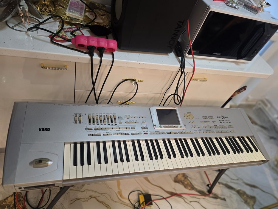Korg pa1 schimb cu korg pa300