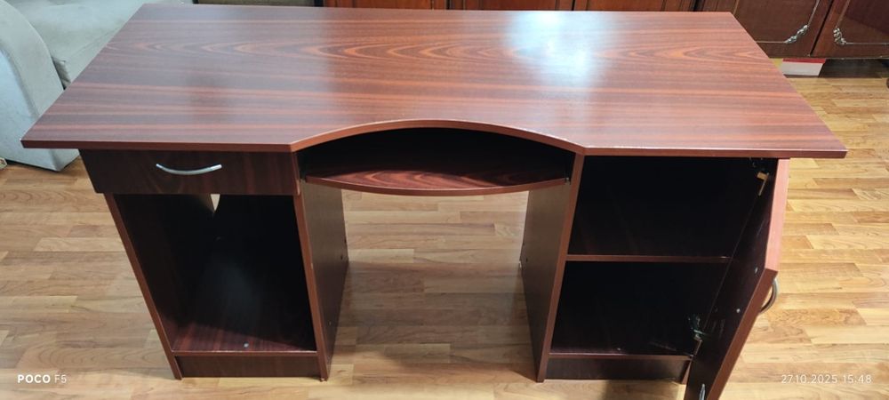 Birou calculator din pal gros