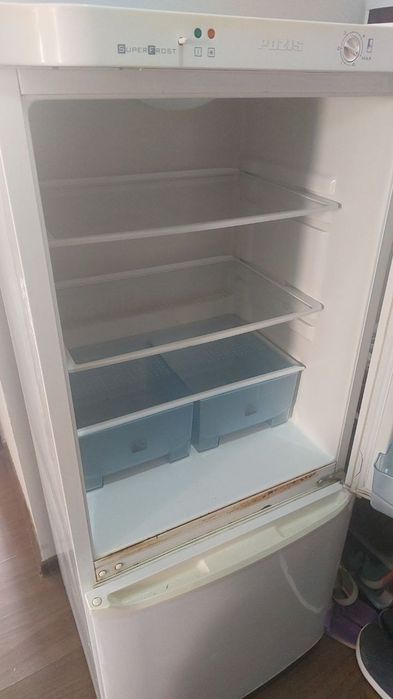 Poasiz xaladelnik srochno sotiladi