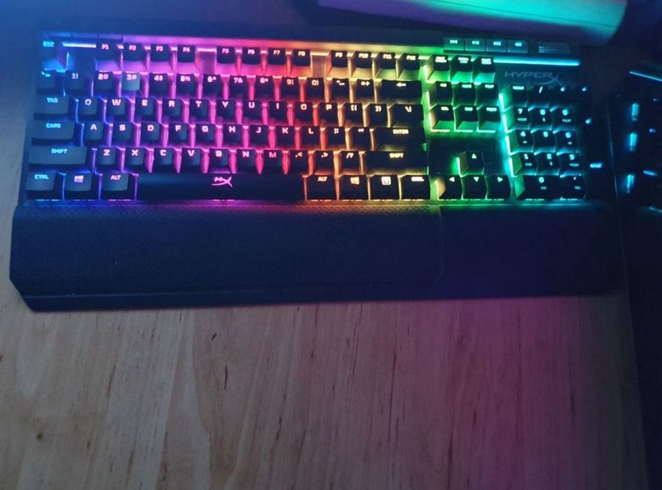 Tastatura Gaming HyperX Alloy Elite RGB