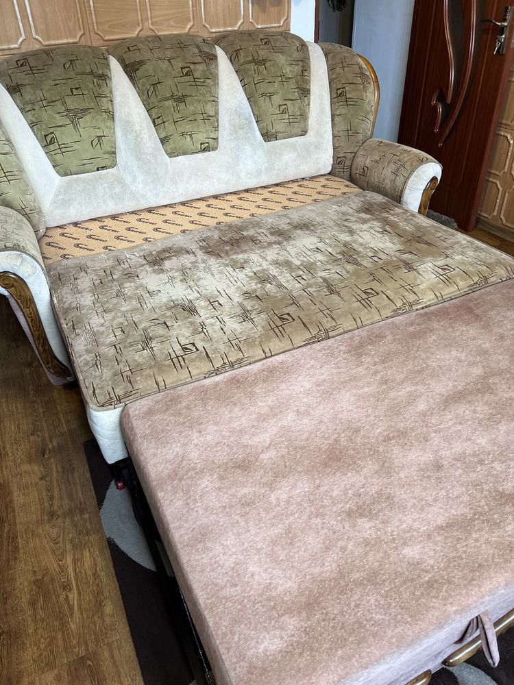 Vand  canapea extensiba