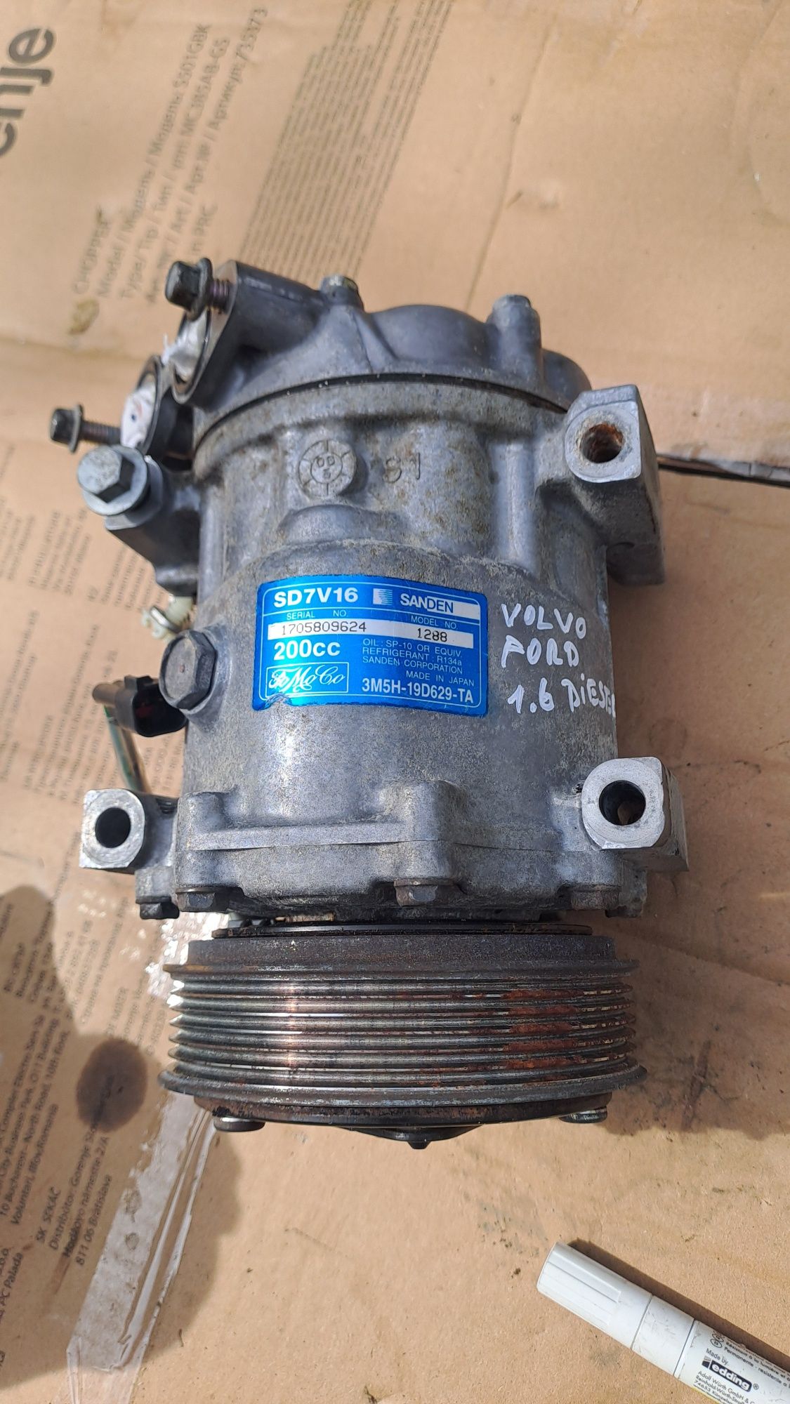 Compresor AC Volvo ford 1.6 D cod motor D4162T an 2007 cod 3M5H-19D629