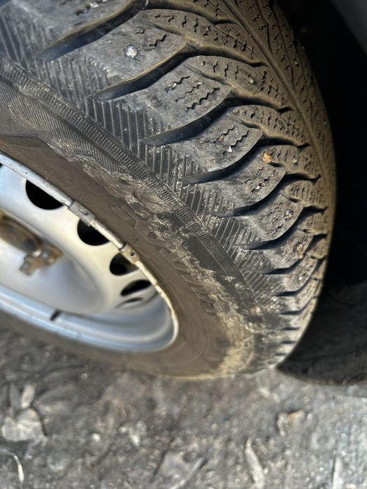 Продам зимнию резину кама 195/65/15