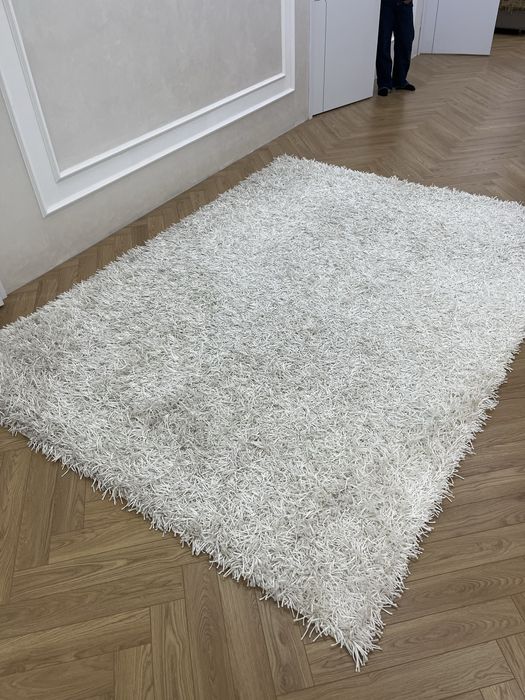 Ковер,белый,бушный