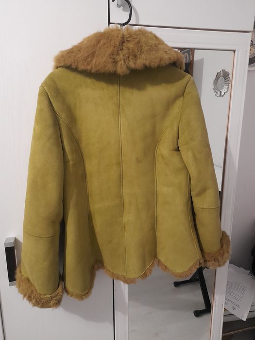 Vând     cojocel   damă.