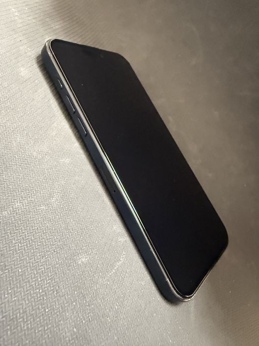 iPhone 15 Pro Max 256gb . с дефект