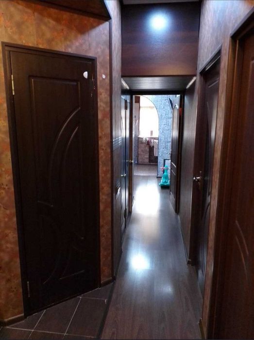 ПРОДАЁТСЯ 3х комнатная ялангач чимган экобазар №Р43