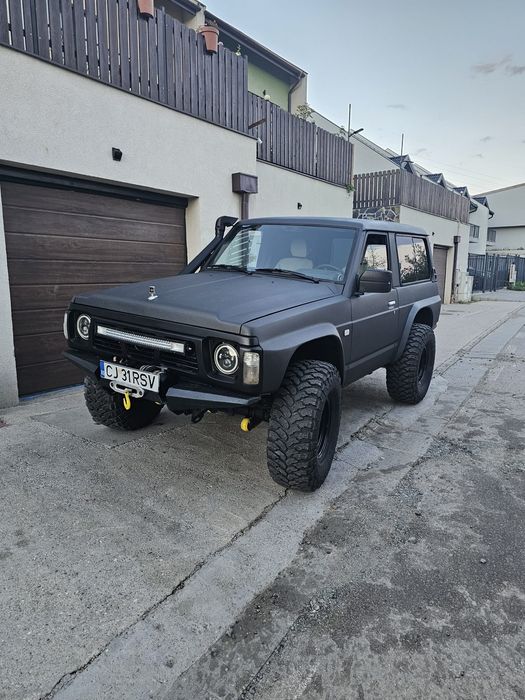 Vând Nisan Patrol  Y 60  motor BMW M57