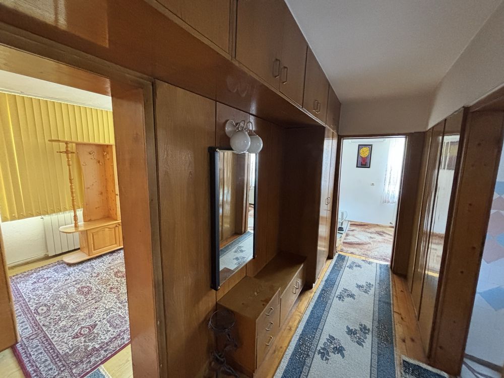 Къща в близост до центъра
