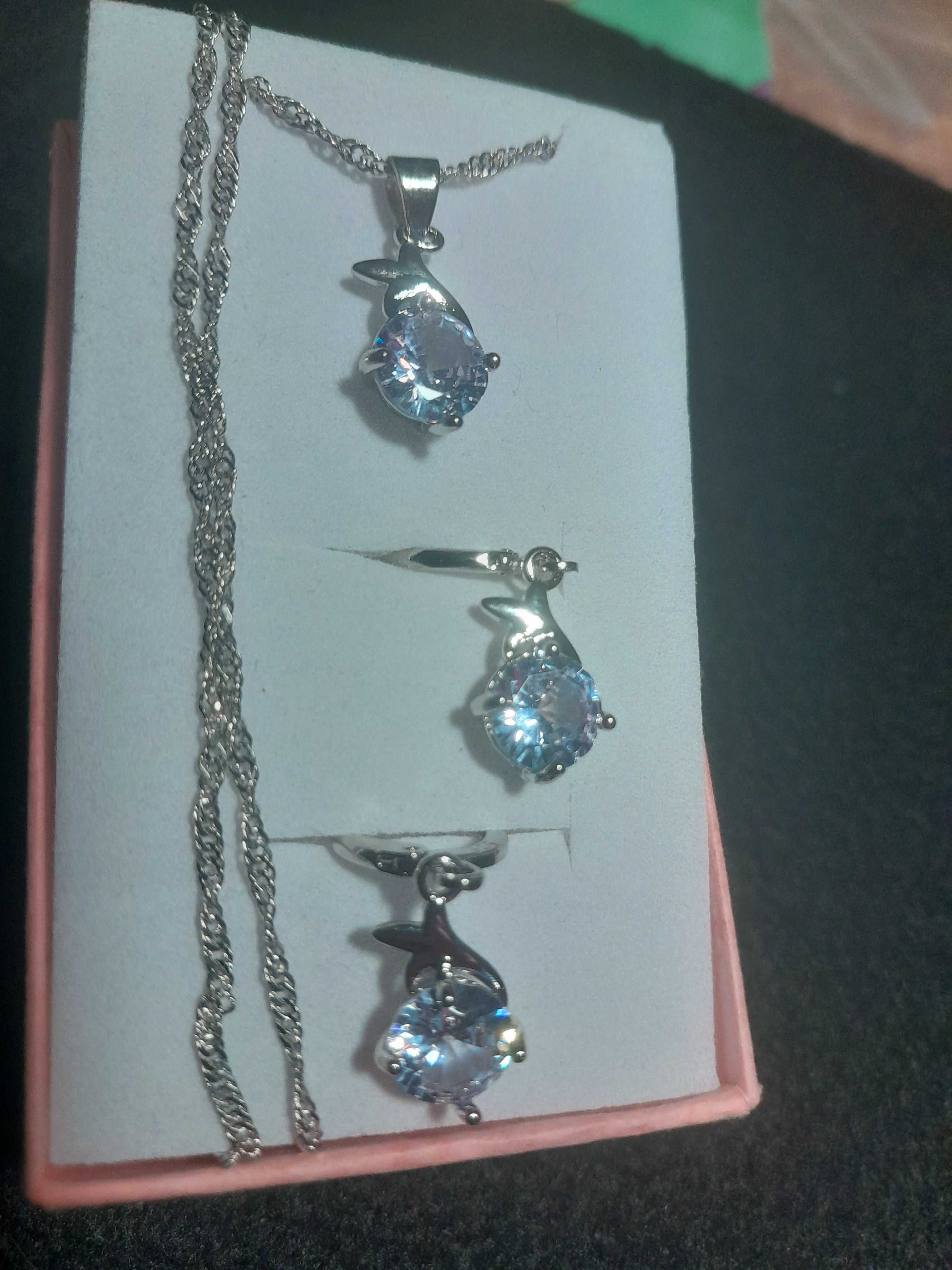 Set de bijuterii cu zirconiu AAA,argint.Cutie bijut. inclusa