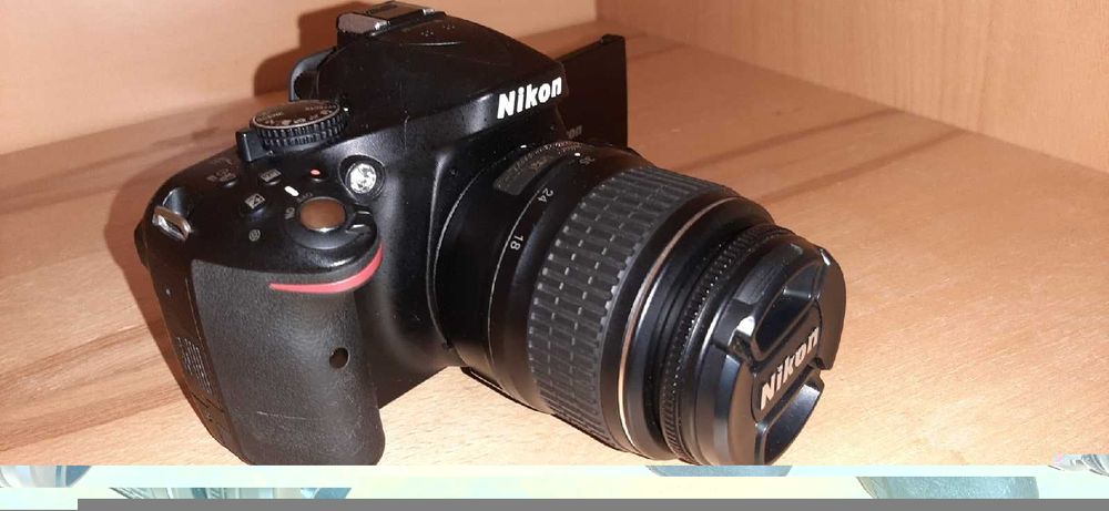 Nikon D5200 + Nikkor AF-S DX 18-55mm f/3.5-5.6G