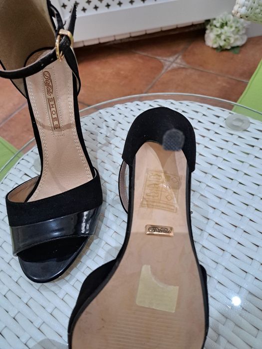 Sandale "   stiletto  Buffalo ' Milano