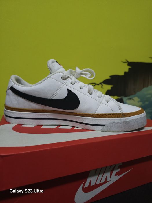 Nike Court Legacy