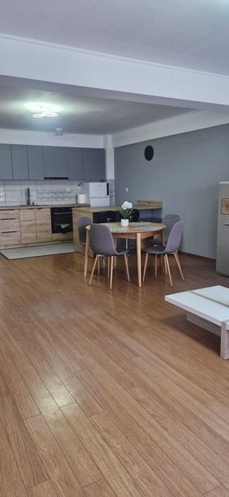 Inchiriez apartament 2 camere Luceafarul 70 mp