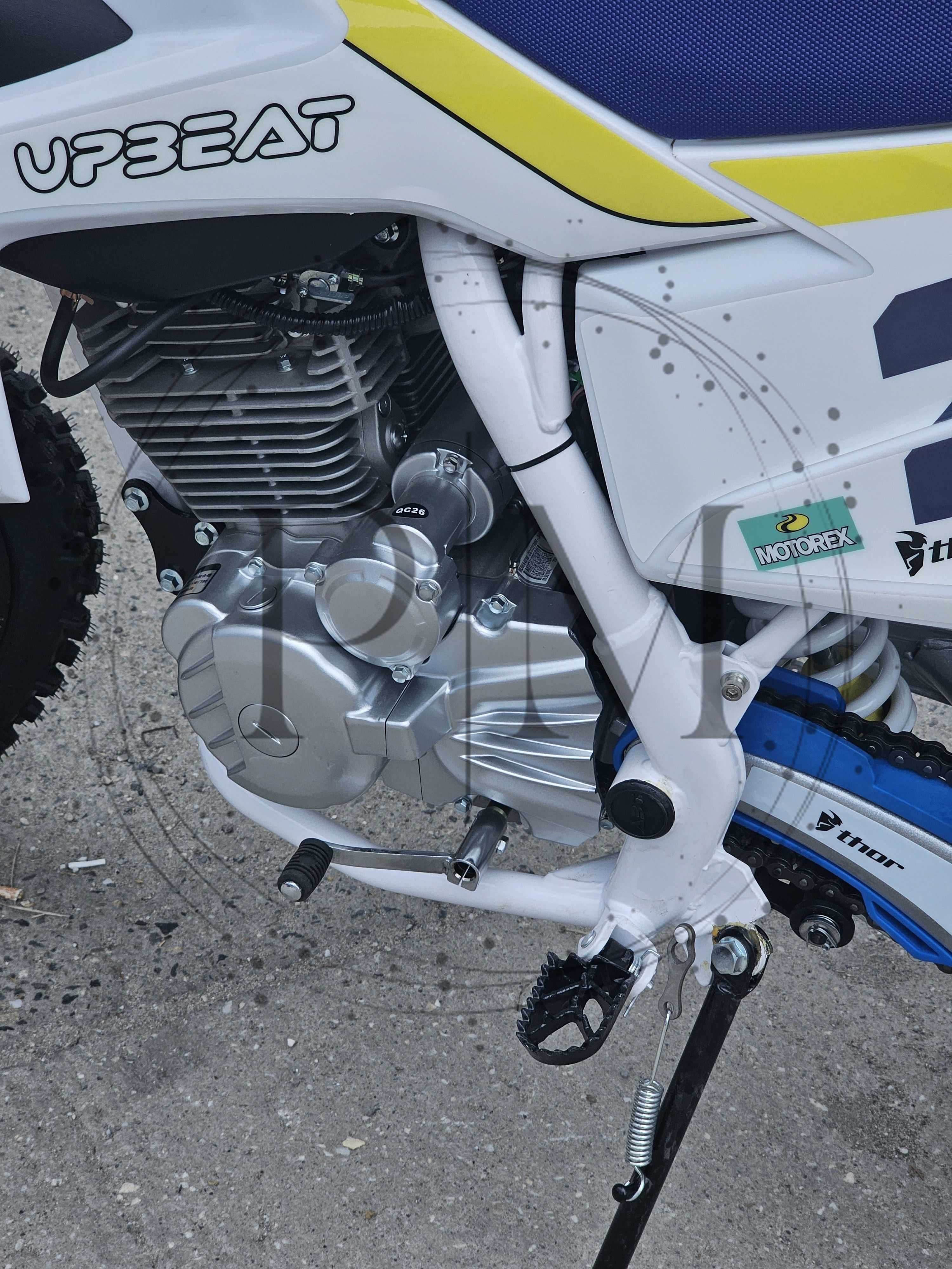 Кросов мотор 250кубика UpBeat. Същия като Husqvarna 250cc. Нов в кашон