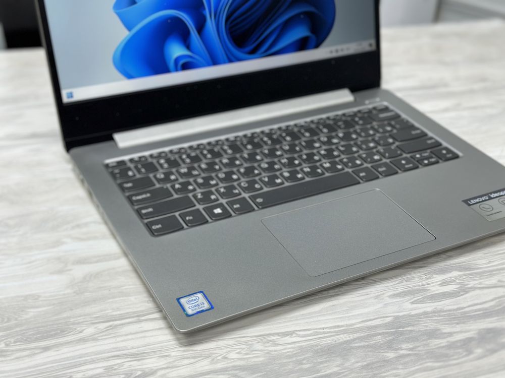 Ноутбук Lenovo 330s - Intel Core i3-8130/ОЗУ-8/SSD128+HDD1000