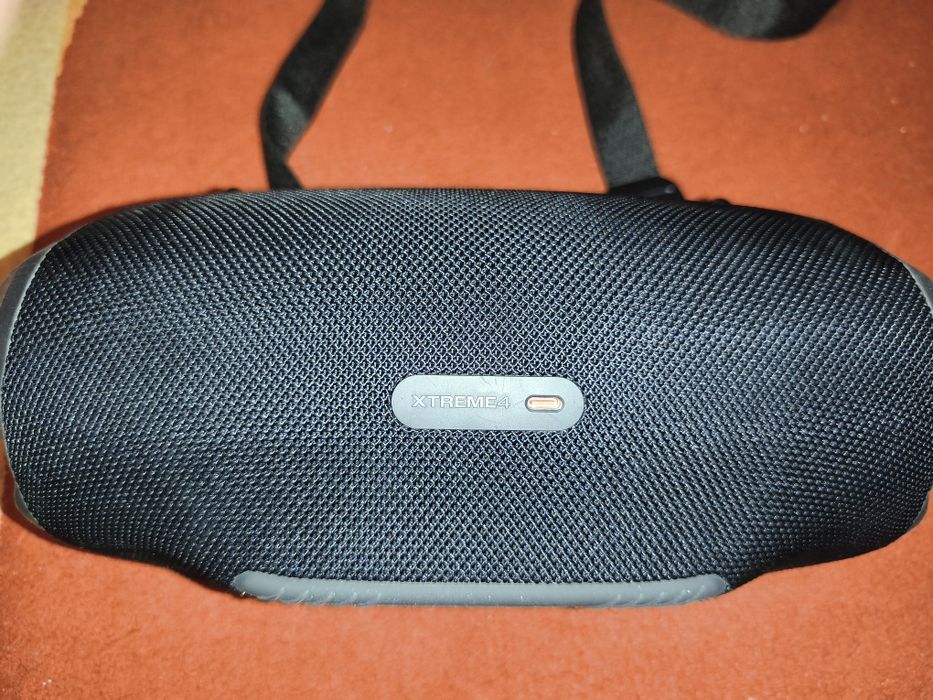 Vând JBL Xtreme 4