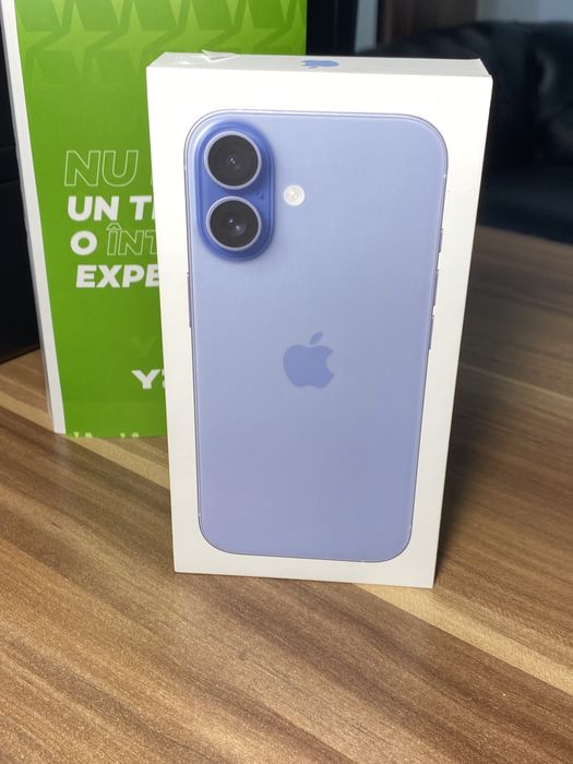 iPhone 17 • 256 GB • Mist Blue