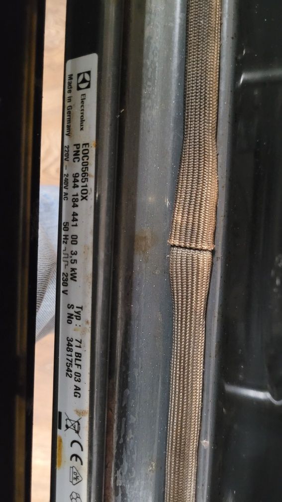 Фурна за вграждане Electrolux с пиролиза

Пиролиза.

Телескопични во