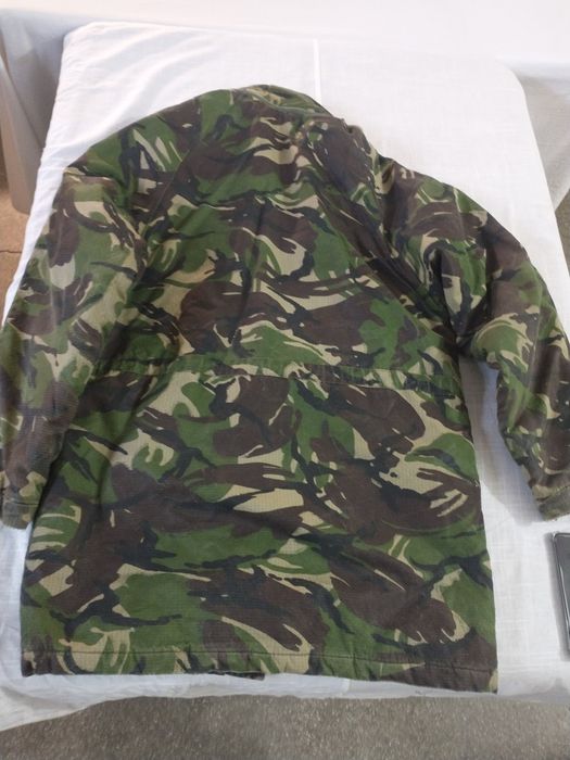 Scurtă camuflaj matlasată