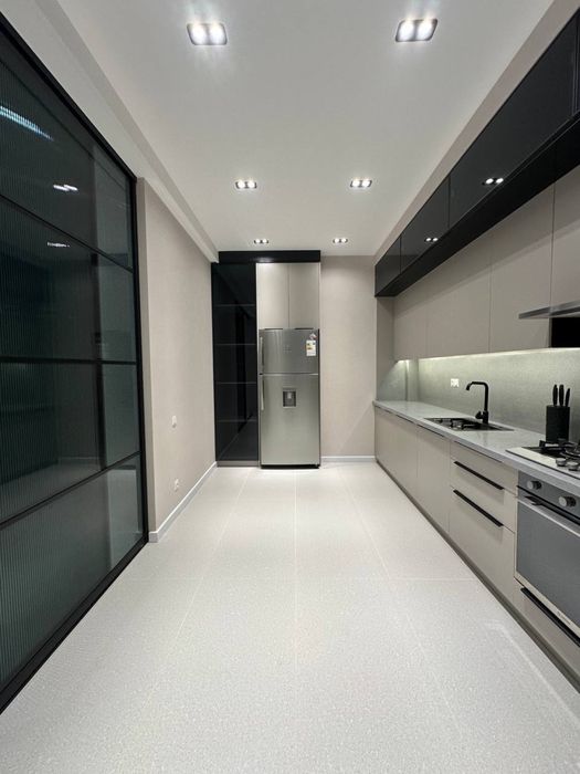 Прожается ЖК ЯНГИ ДАРХАН 3/1/7 бизнес класс