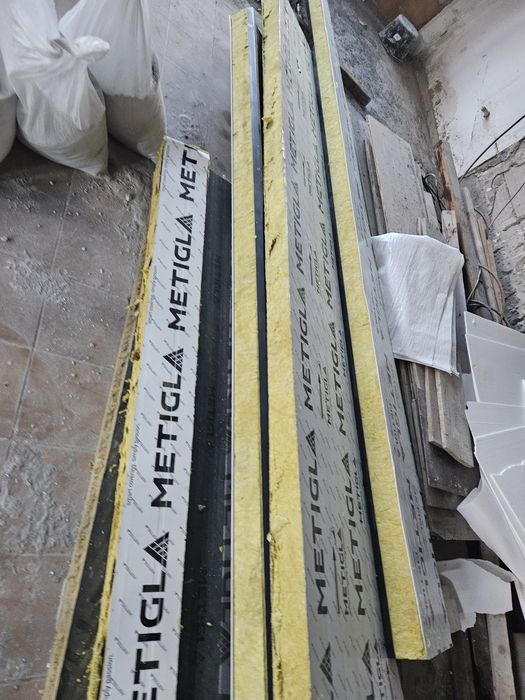 Panouri Sandwich cu vata Metigla