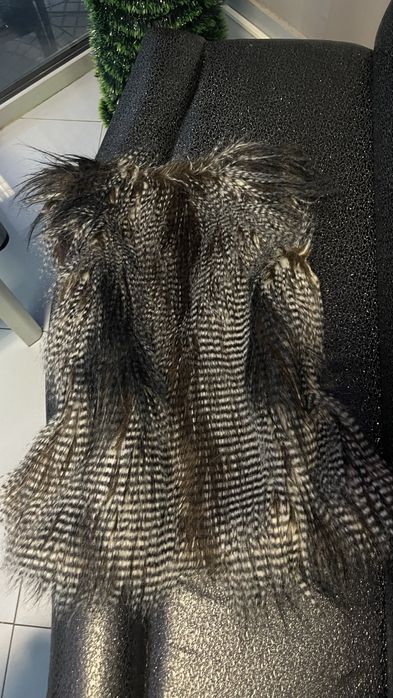 Прекрасен елек с косъм на Zara