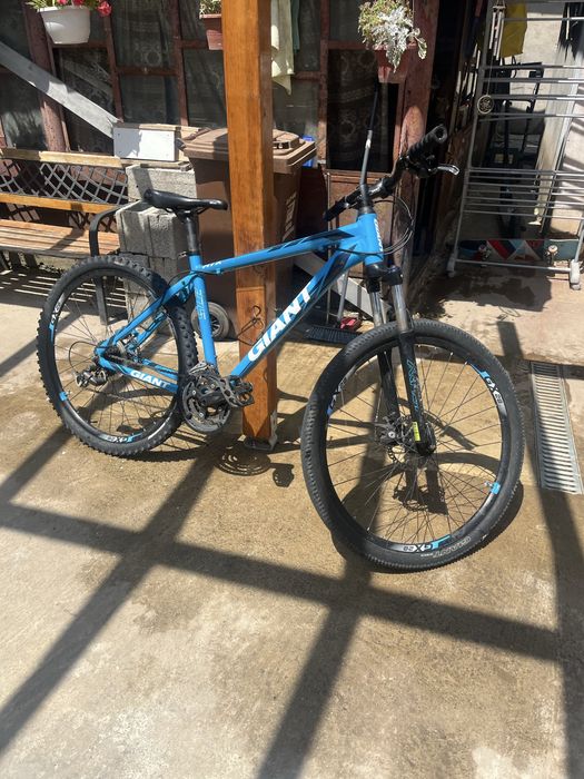 Bicicleta  giant mtb
