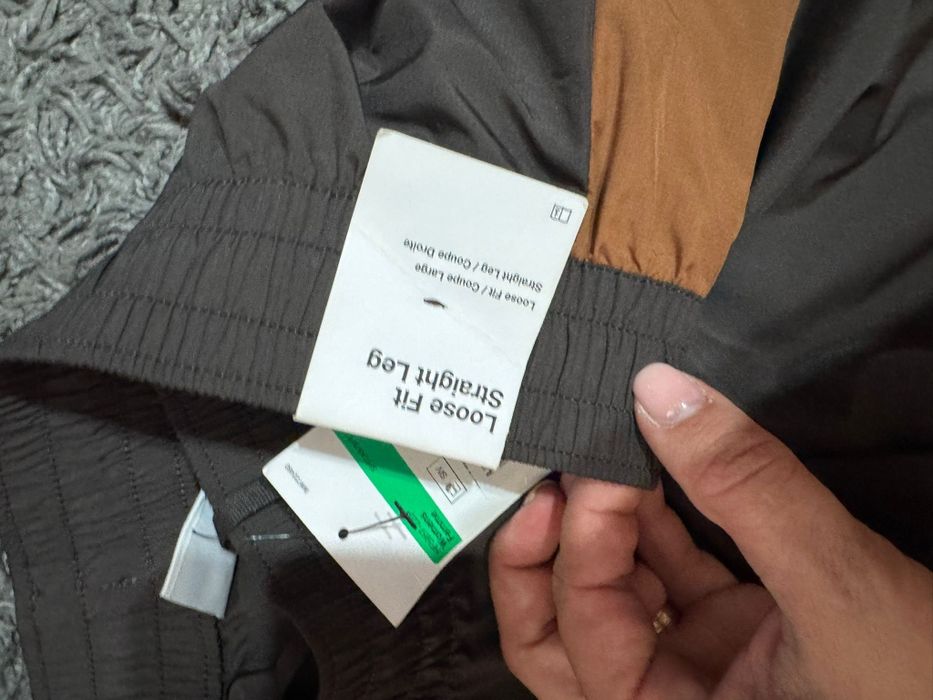 Pantaloni trening nou cu etichetă Nike mărimea XL