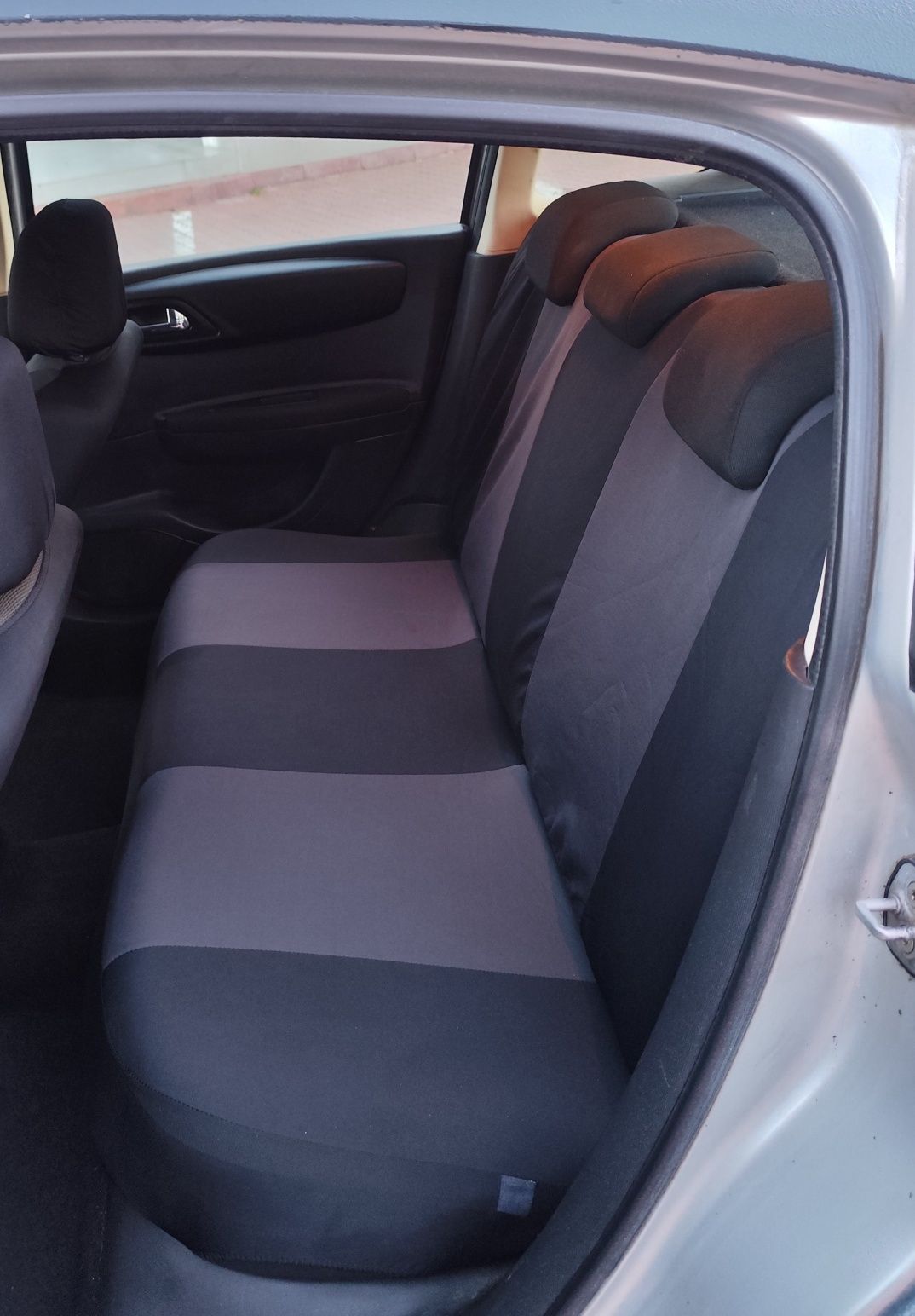 Citroen C4
1.4 benzina  -  90 cp
       105.0