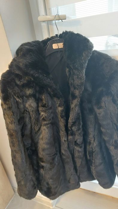 Blanita Zara/ palton zara/geaca zara