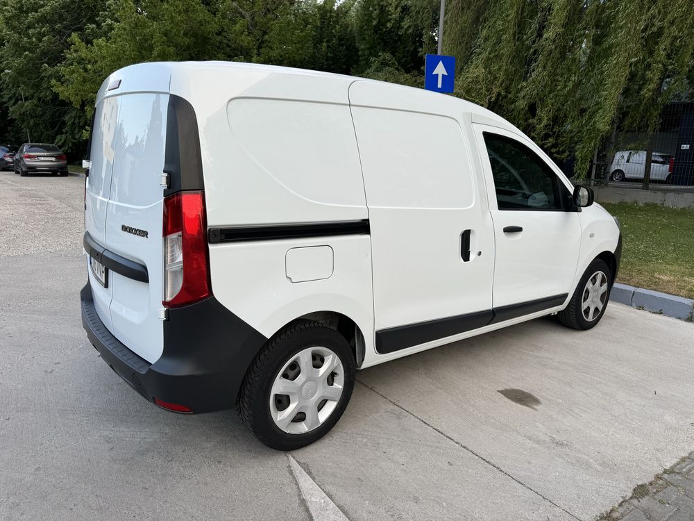Dacia dekker an fab 2020 motor 1.3 benzina 6+1 viteze.tva deductibil!!