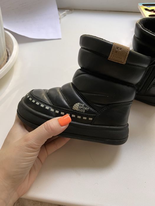 Продам зимнюю обувь
